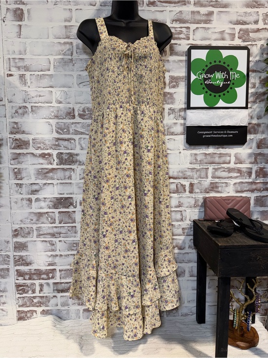 Grace Karin Dresses & Skirts - Grace Karin Cream Floral Smocked Dress large
